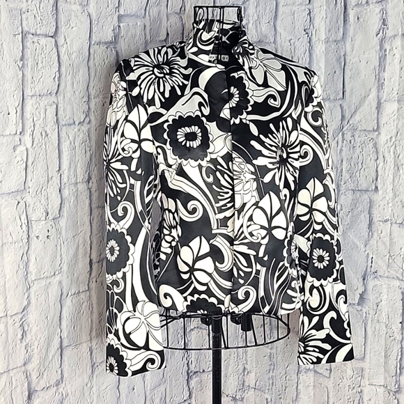 SANDRA DARREN Black and White‎ Large Beaded Floral Short Jacket 4P - Picture 1 of 7